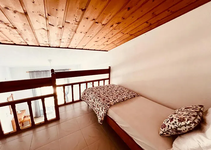 Lenio Apartment Skiathos Town