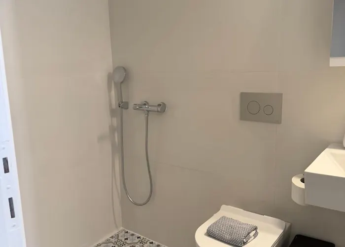 Lenio * Skiathos Chora